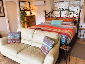 1 chambre, bureau, fer et planche à repasser, Wi-Fi gratuit