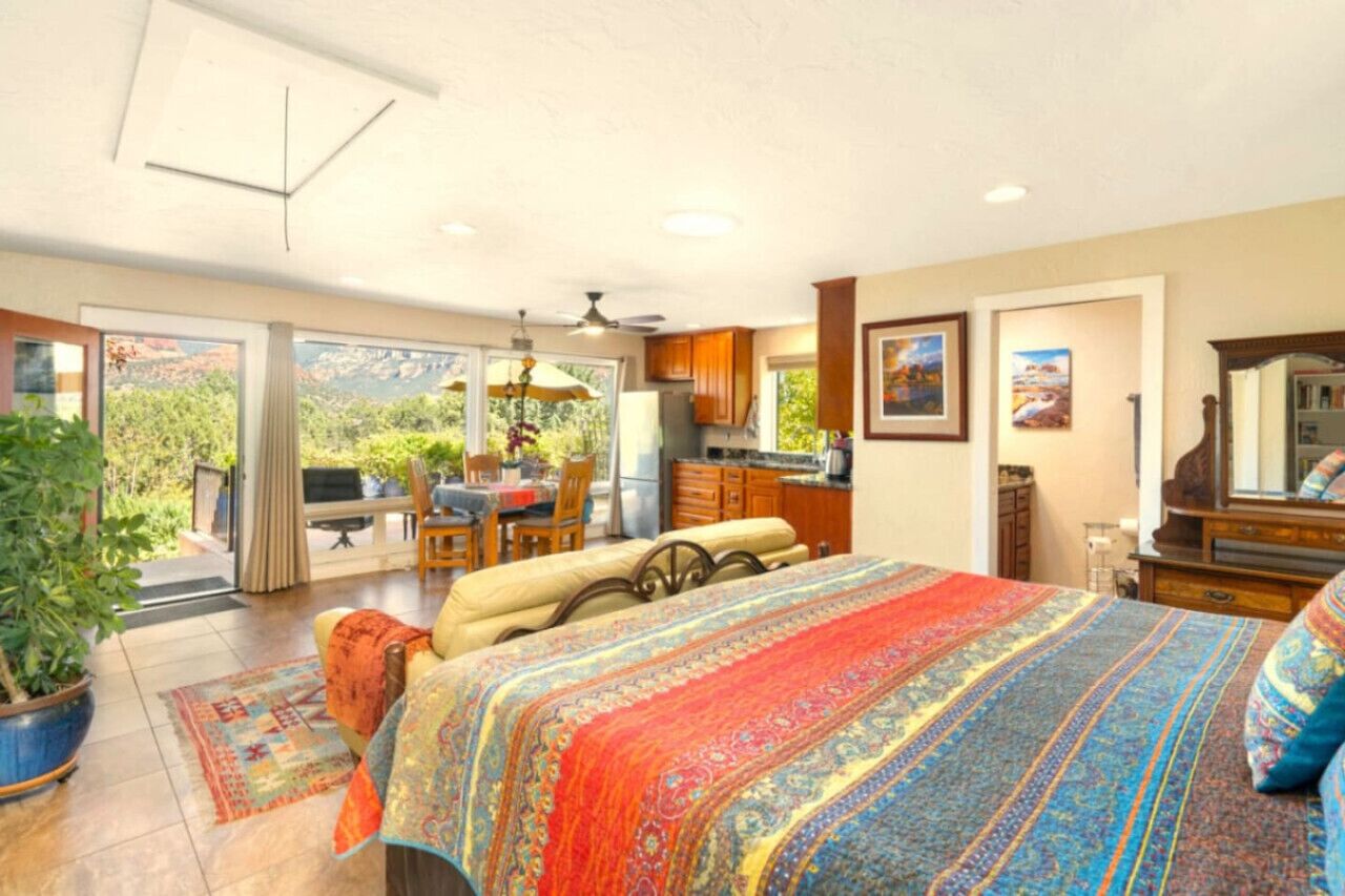 1 多间卧室、办公桌、熨斗/熨衣板、免费 WiFi