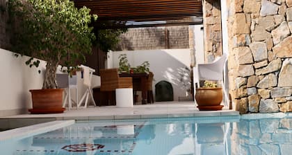 New villa with private pool