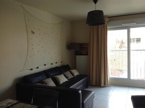 TV, DVD player, music library, stereo - A ‘Jewel’ Anchored In The Mediterranean & EASY ACCESS TO PROVENCE & COTE D’AZUR (Sète)