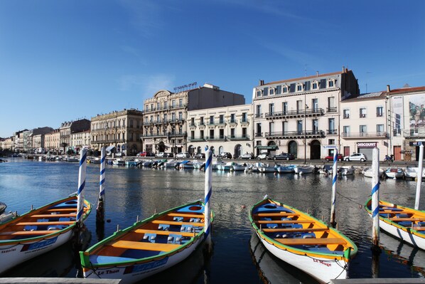 Marina - A ‘Jewel’ Anchored In The Mediterranean & EASY ACCESS TO PROVENCE & COTE D’AZUR (Sète)