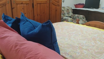 1 Schlafzimmer, Bügeleisen/Bügelbrett, Bettwäsche