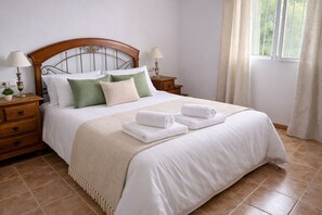 3 Schlafzimmer, Bügeleisen/Bügelbrett, WLAN, Bettwäsche