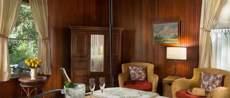 Romantisches Zimmer, 1 King-Bett, Nichtraucher | Bettwäsche aus ägyptischer Baumwolle, hochwertige Bettwaren