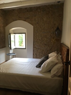 4 bedrooms, in-room safe, iron/ironing board, free WiFi - CAN PUIG - House for 6/8 people in La Pera / Púbol (La Pera)