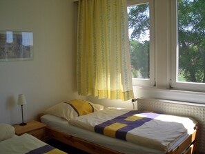 3 habitaciones, cuna de viaje, wifi gratis y ropa de cama 