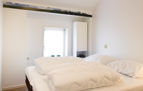 3 bedroom amazing apartment in Paessens