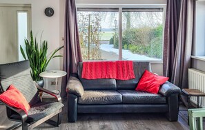 Living area - 1 bedroom cozy home in Sprundel (Sprundel)