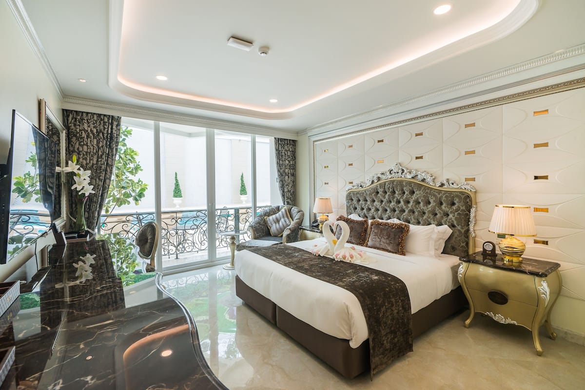 Deluxe Room with Pool Access | Kameruitzicht