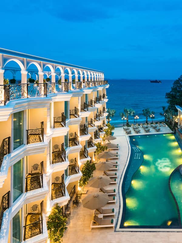 Beach/ocean view