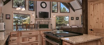 Hjort Run Mountain Cabin