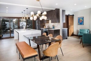 Dining - Bring your dog! Immaculate 3bed/2.5ba Homestead private home abuts open space. (Edwards)