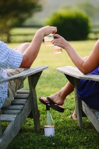 Elegant Cottage on 600 Acre Horse & Livestock Farm