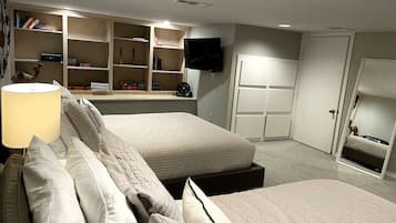 5 bedrooms, desk, iron/ironing board, free WiFi