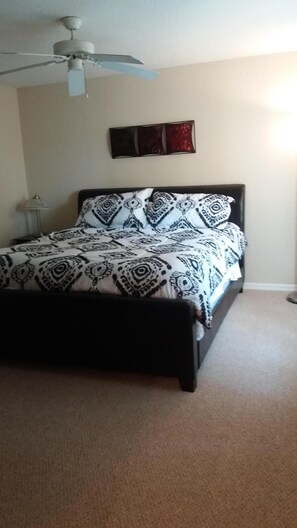 3 bedrooms, desk, iron/ironing board, travel crib