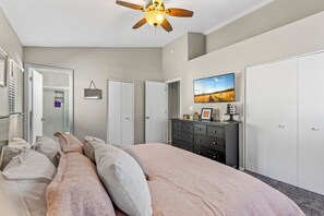 3 bedrooms, iron/ironing board, travel cot, WiFi