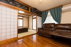 Maison (Apartment house) | Coin séjour