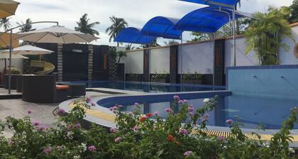 Grand Sari Hotel