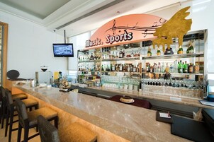 Bar (en la propiedad)