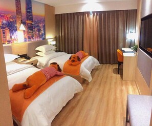 Deluxe Twin Room | Desk, blackout drapes, WiFi (free) - Shuangfa Hotel Chengdu East Station (Chengdu)