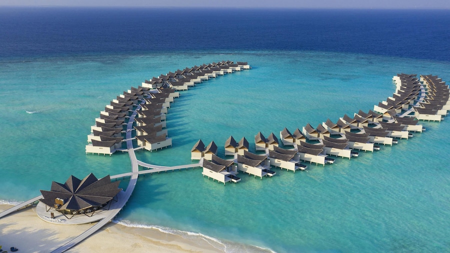 Kuredhivaru Resort & Spa Maldives by Accor
