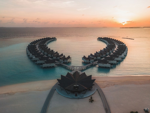 Kuredhivaru Resort & Spa Maldives by Accor