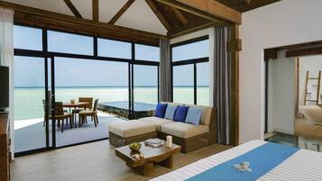 Colchones viscoelásticos, minibar, caja fuerte y decoración individual