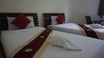 Minibar, caja de seguridad en la habitación y wifi gratis