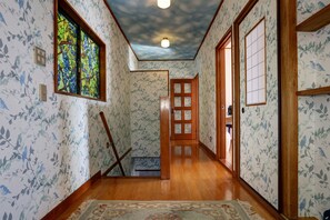 Interior entrance - Japan Countryside Atami (Atami)