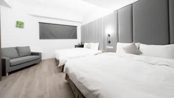 Panoramic Quadruple Room, 2 Queen Beds, Non Smoking, Partial Ocean View | 1 bedroom, down comforters, blackout drapes, soundproofing