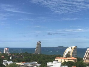 1 Bedroom Condo | Quang cảnh từ phòng