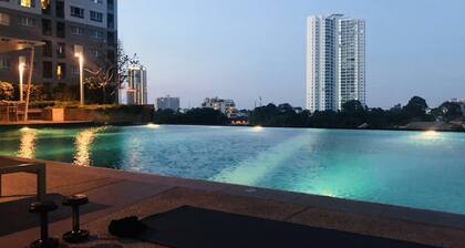 Lumpini Wongamat Suites