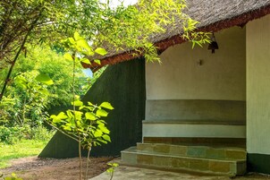 Luxury Double or Twin Room, Accessible, Non Smoking | Blackout drapes, soundproofing, rollaway beds, bed sheets