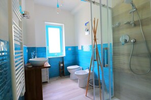 Apartment, 1 Bedroom, Smoking, Balcony | Bathroom | Shower, rainfall showerhead, hair dryer, bidet - Casa Sorrentissima (Sorrento)