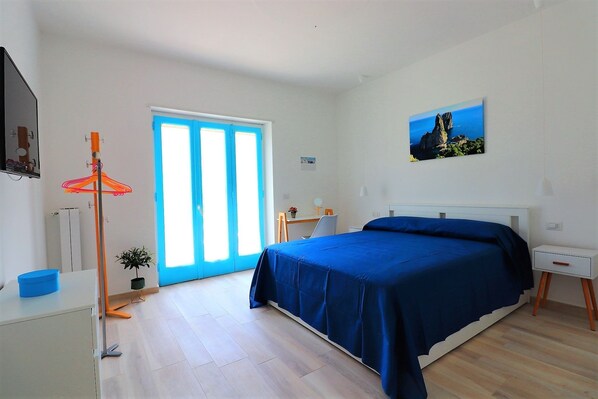 Apartment, 1 Bedroom, Smoking, Balcony