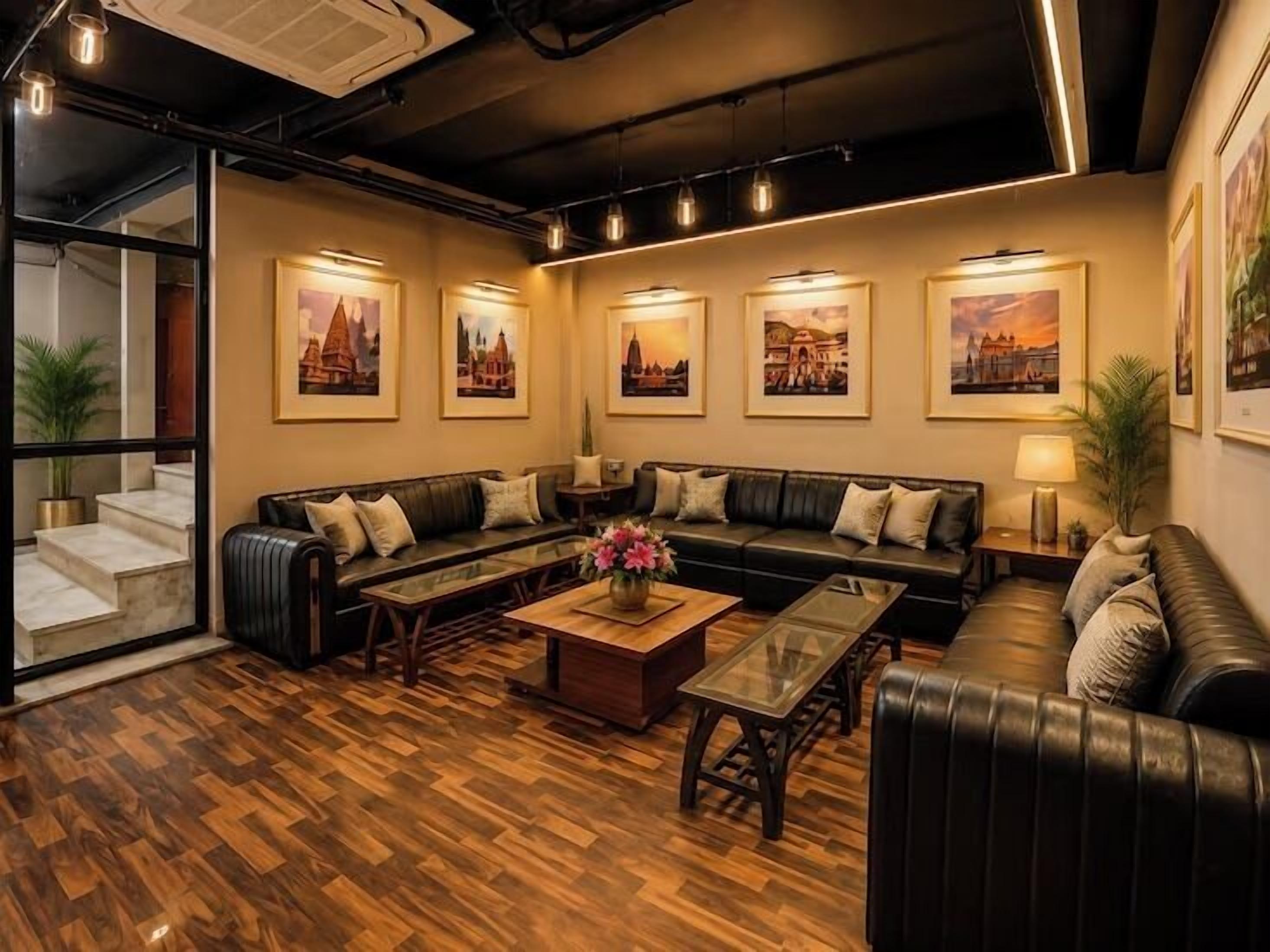 Photo - Staybook Hotel Nitya Maharani