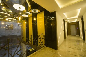 Interior - Staybook Hotel Nitya Maharani (New Delhi)