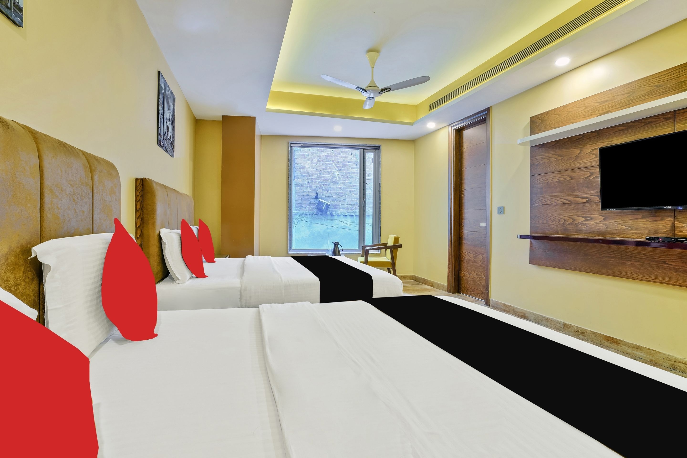 Photo - Staybook Hotel Nitya Maharani Free Airport Pickup