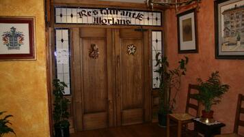 Lunch and dinner served, local cuisine