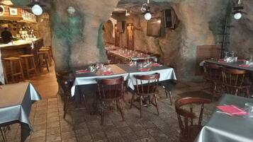 Lunch and dinner served, local cuisine