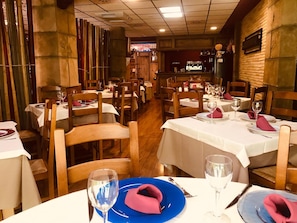 Servizio di pranzo e cena