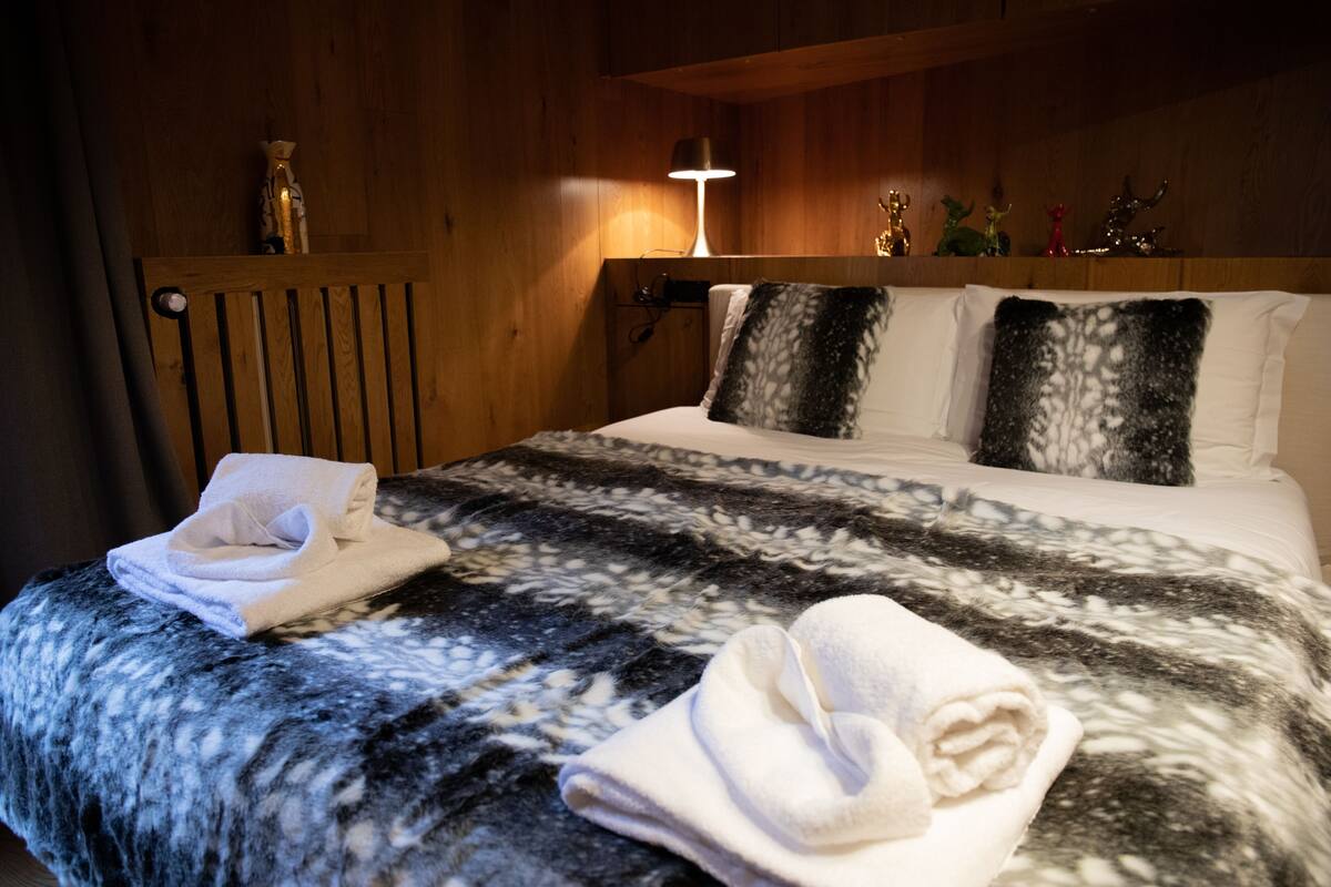 luxury suite | free wifi