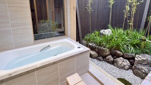 Unclassified image, 4 of 50, button - Kyo no Ondokoro GOKOMACHI-EBISUGAWA #3 (Kyoto)