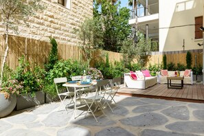 Luxury Apartment, Multiple Beds, Non Smoking | Terrace/patio