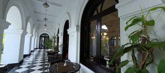 Alpha Old Court House