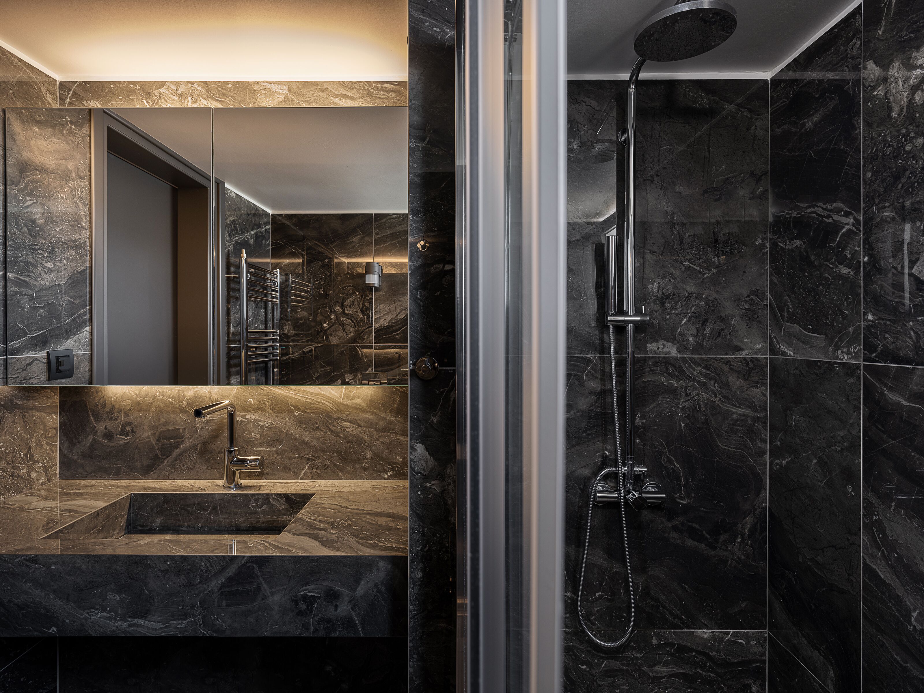 Elite Apartment | Bathroom