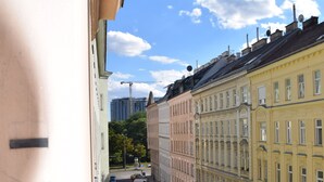 View from property - Belvedere Apartment (Vienna)