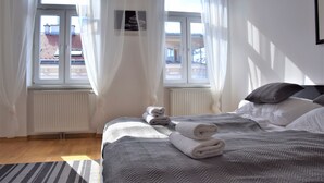 City Apartment, 1 Bedroom | 1 bedroom, hypo-allergenic bedding available, laptop workspace - Belvedere Apartment (Vienna)