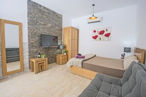 Poolside, Patio, Washing Machine, Kitchenette | Tiba Resort P4 | Living area | 41-inch flat-screen TV with satellite channels, TV - Tiba Resort Nearby El Gouna (Hurghada)