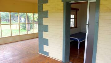 Cottage, 1 Bedroom | 1 bedroom, bed sheets